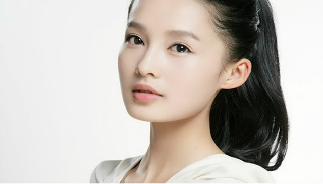 年轻女性 年轻女性